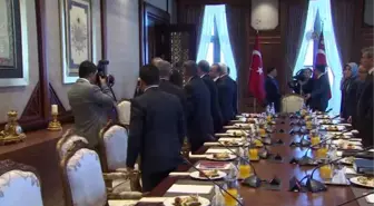 Cumhurbaşkanı Erdoğan, TBMM Başkanı Yılmaz ve Beraberindeki Heyeti Kabul Etti