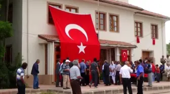 PKK'nın Hain Saldırısında Ölen Demiryolu İşçisi Toprağa Verildi