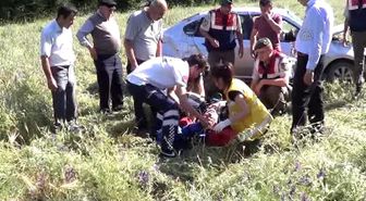 Manisa'da Otomobil Devrildi: 4 Yaralı