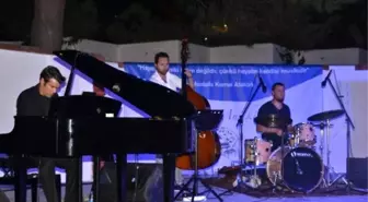 Kuşadası'nda Caz Konseri