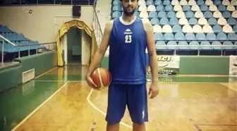 Yalova Belediyespor'a 205 Cm'lik Pivot