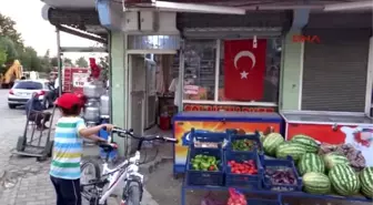 Besnili Esnaftan Teröre Bayraklı Tepki