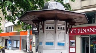 Her İlçeye İki Meydan Çeşmesi