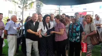 Şehit Binbaşı Kulaksız'ın Eşinden Bayrağa Asker Selamı