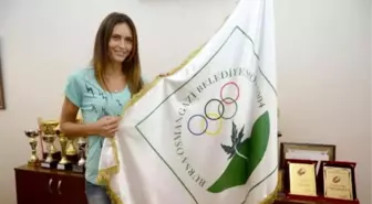 Osmangazi Belediyespor Nikcevic'le İmzaladı