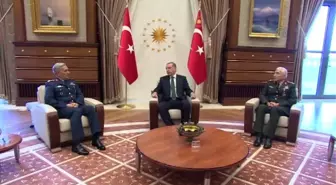 Komutanlardan Cumhurbaşkanı Erdoğan'a Veda Ziyareti