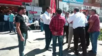 Mardin'de Köy Korucuları, Derneklerinin Kundaklanmasını Protesto Etti