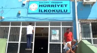 Öğretmen ve Veliler Okul Boyuyor