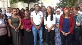 Şırnak'ta Oturma Eylemi Başlatıldı