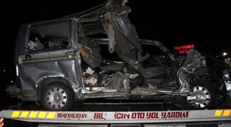 Bilecik'te Kamyonet Tır'a Arkadan Çarptı 1 Yaralı