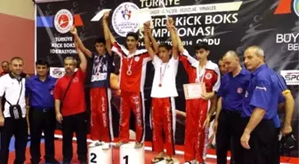 Kick Boks'ta Büyük Başarı