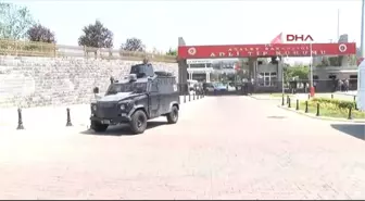 Polis Merkezine Bombalı Araçla Saldırı Düzenleyen Teröristin Cenazesi Adli Tıp'tan Alındı