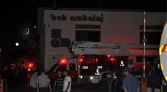 İzmir'de Ambalaj Fabrikasında Yangın: 1 Yaralı