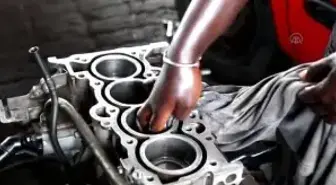 Afrika'nın Kadın Otomobil Tamircileri