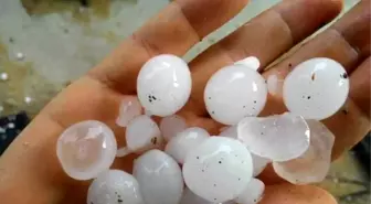 Ayvacık'ı Dolu Vurdu