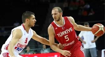 A Milli Basketbol Takımı, Hırvatistan'a 74 - 66 Yenildi