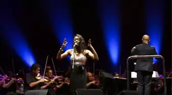 Buika'dan Unutulmaz Senfonik Konser