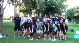 Bayanlar Voleybol - Salihli Belediyespor Sezon Hazırlıklarına Başladı