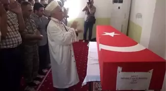 Siirt'teki Saldırıda Şehit Olan Jandarma Er Barkın'ın Cenazesi