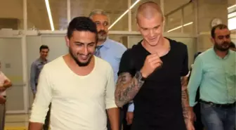 Holmen, Konya'da Meşalelerle Karşılandı