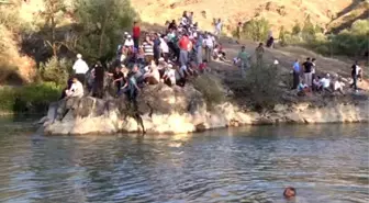 Çoruh Nenri'ne Giren İki Kardeş Boğuldu