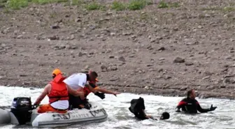 Gölette Boğulan Gencin Cesedine Ulaşıldı