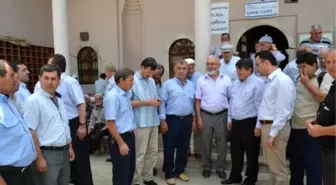 Kula AK Parti Şehitler İçin Mevlit Okuttu