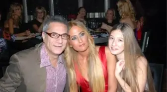 Sosyal Medyadan Aşk İlanı Mali'nin Kızlarını Çıldırttı