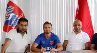 Karabükspor'da Çifte İmza