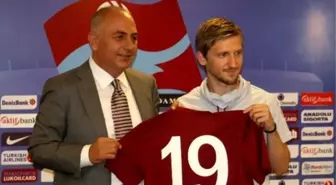 Marko Marin Sözleşme İmzaladı