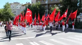 Niğde'de Zafer Haftası Yürüyüşü Yapıldı