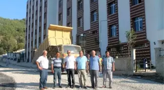 Anamur Meslek Yüksek Okulu'nun Yolu Asfaltlanıyor