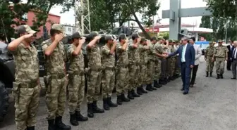 Vali Deniz, Göle'de Ziyaretlerde Bulundu