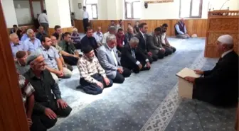 Vali Kamçı Doğanşehir Elmalı Mahallesi'nde Cami Açılışına Katıldı