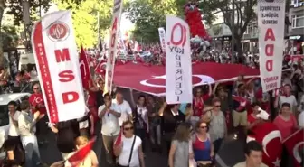 Bağdat Caddesi'nde 'Hepimiz Mehmetçiğiz Yürüyüşü' Yapıldı