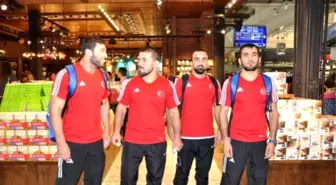 Grekoromen Güreş Milli Takımı Dünya Şampiyonası İçin ABD'ye Gitti