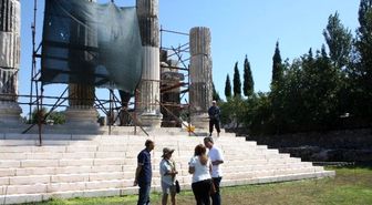 Apollon Smintheus Tapınağında İnceleme