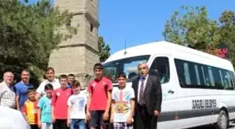 Sungurlu Belediyesi Güreş Takımı Elmalı Yolunda