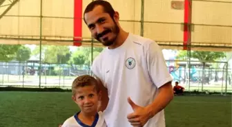 Minik Aylan'dan Etkilenen Spor Kulübü, Mülteci Çocuklara Kapılarını Açtı