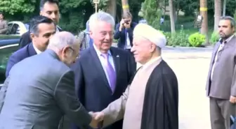 Avusturya Cumhurbaşkanı Fischer'in, İran Temasları Devam Ediyor
