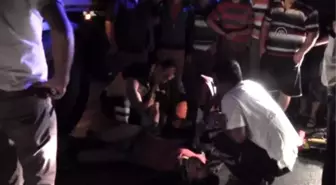 Bayramiç'te Motosiklet ile Tır Çarpıştı: 2 Yaralı