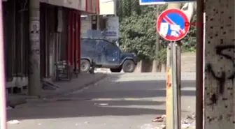 Cizre Sokağa Çıkma Yasağı Uygulanan Cizre'de Çatışmalar Sürüyor