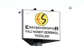 Eskişehirspor'dan Şehitler İçin Saygı Duruşu