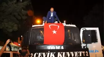 Gaziantep'te Hdp Binalarına Saldırmak İsteyenlere Polis Müdahalesi