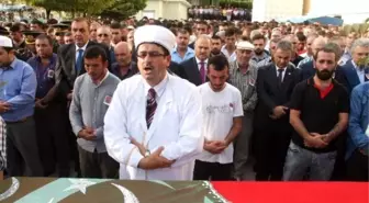 Şehit Piyade Er Şimşek Son Yolculuğuna Uğurlandı