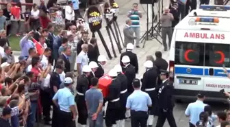 Şehit Polis Memuru Ercan Hırçın'ın Cenazesi Toprağa Verildi (2)