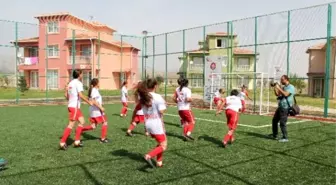 Sevgi Evleri Çocukları İçin Halı Saha Yapıldı