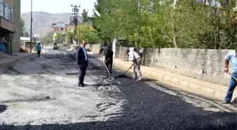 Muş Belediyesi, Asfalt Yama Çalışmalarına Devam Ediyor