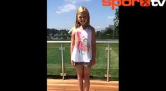 Kuyt Ailesi de Islandı!...