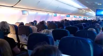 Uçaklarda Dokunmamanız Gereken 13 Obje